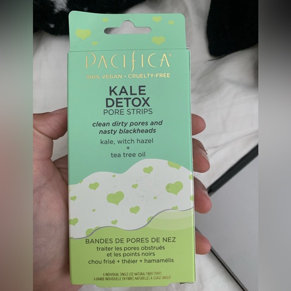 Pacifica Kale Detox Pore Strips - Picture 2 of 5